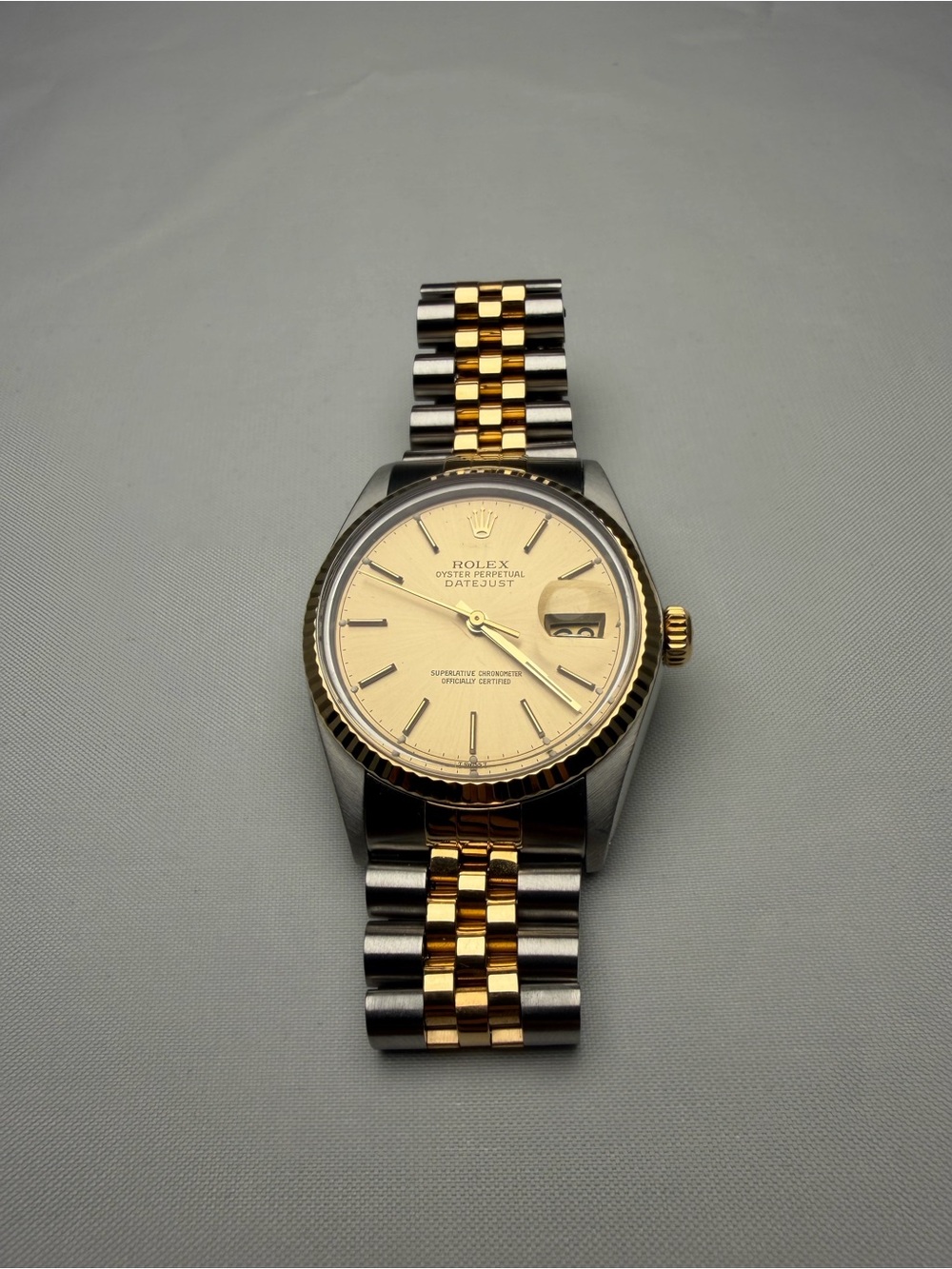 Rolex Datejust 36mm 16013 Jubilee Two Tone 18k Gold Steel Champagne Dial 1978 - Picture 4 of 14